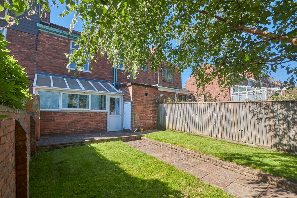 Property photo 1 of 18 Garden