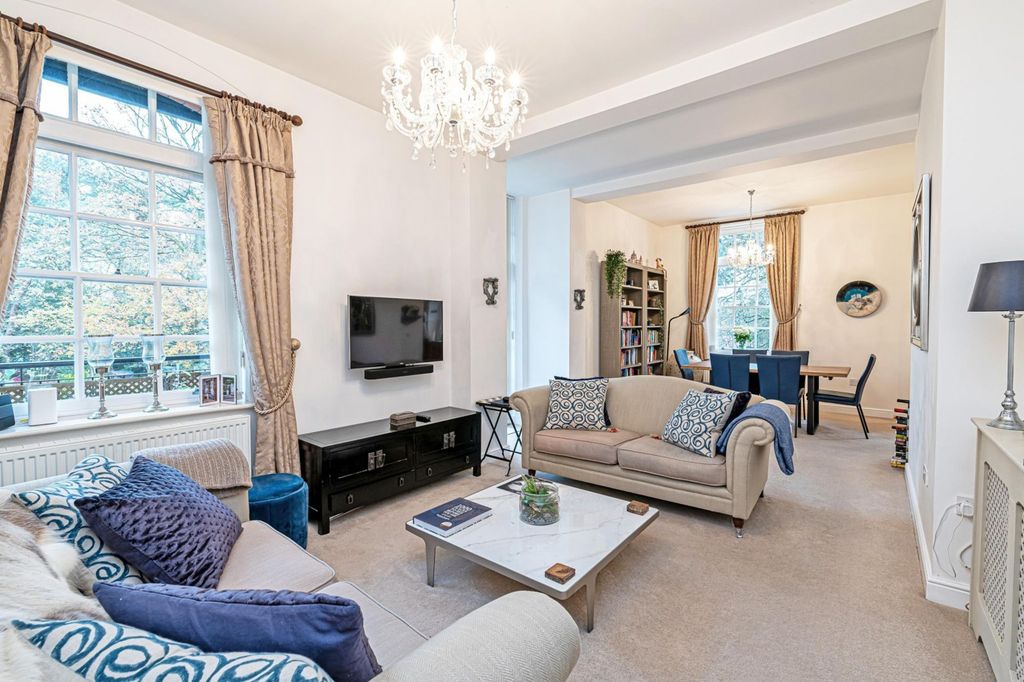 Property photo 2 of 16 Lounge/Dining Room