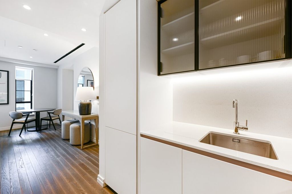 Property photo 3 of 6 Jll