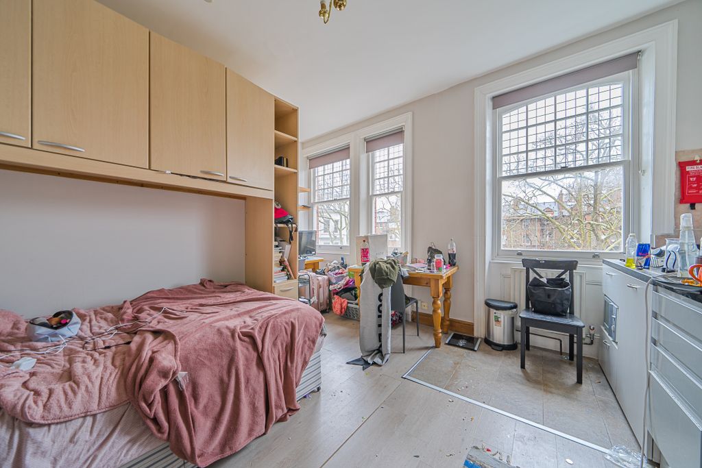 Property photo 3 of 8 1249055 (5)