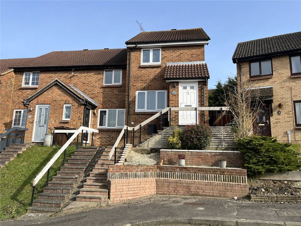 Property photo 1 of 12 Picture No. 16