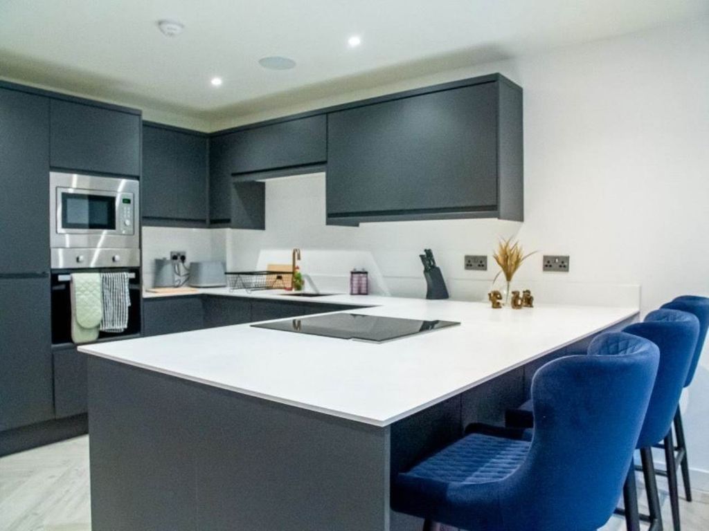 Property photo 1 of 11 F966Fb28-1Acc-4958-9c3E-d7B919d1647F