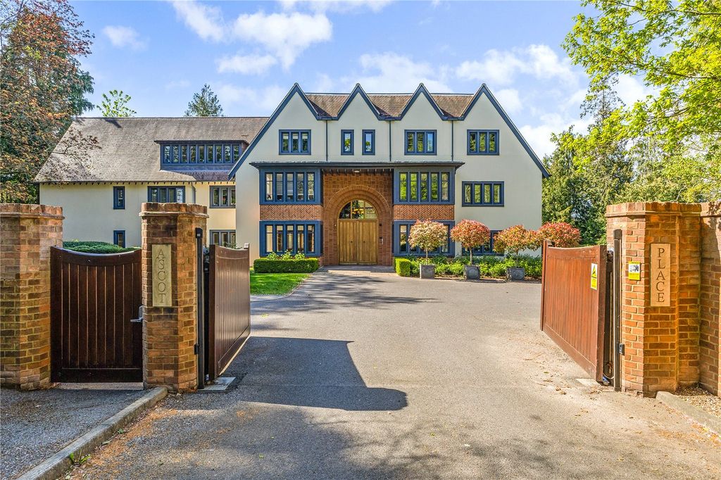 Property photo 1 of 15 Front Elevation
