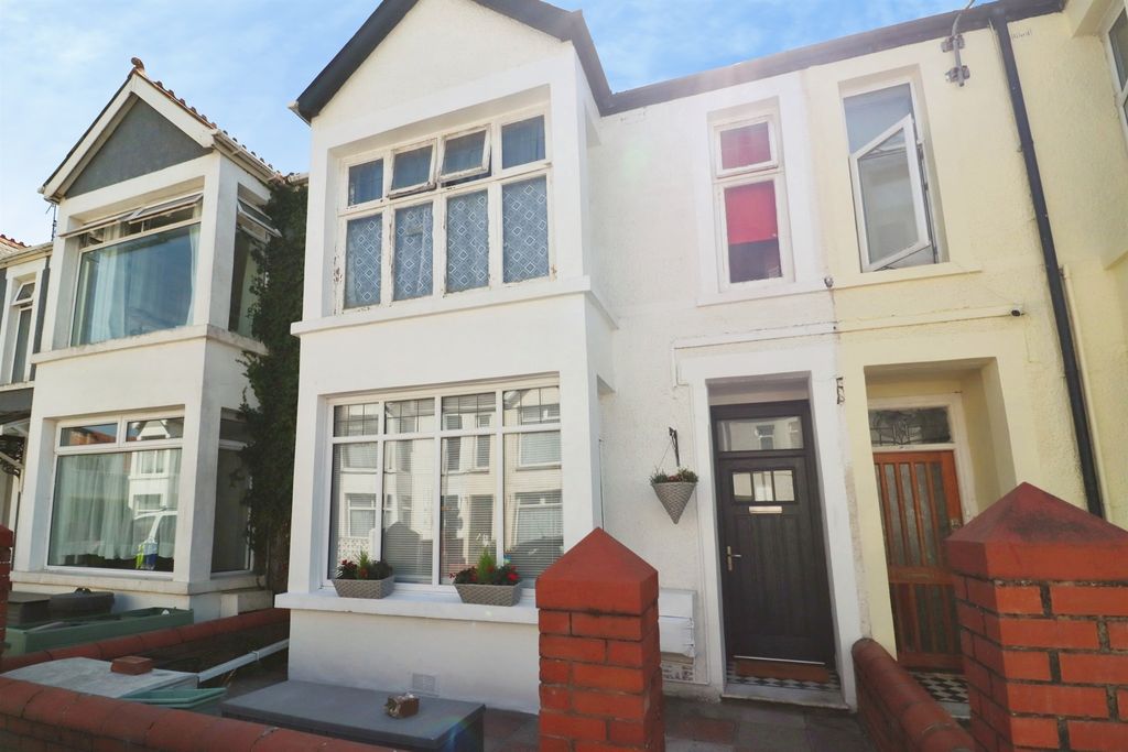 Property photo 1 of 23