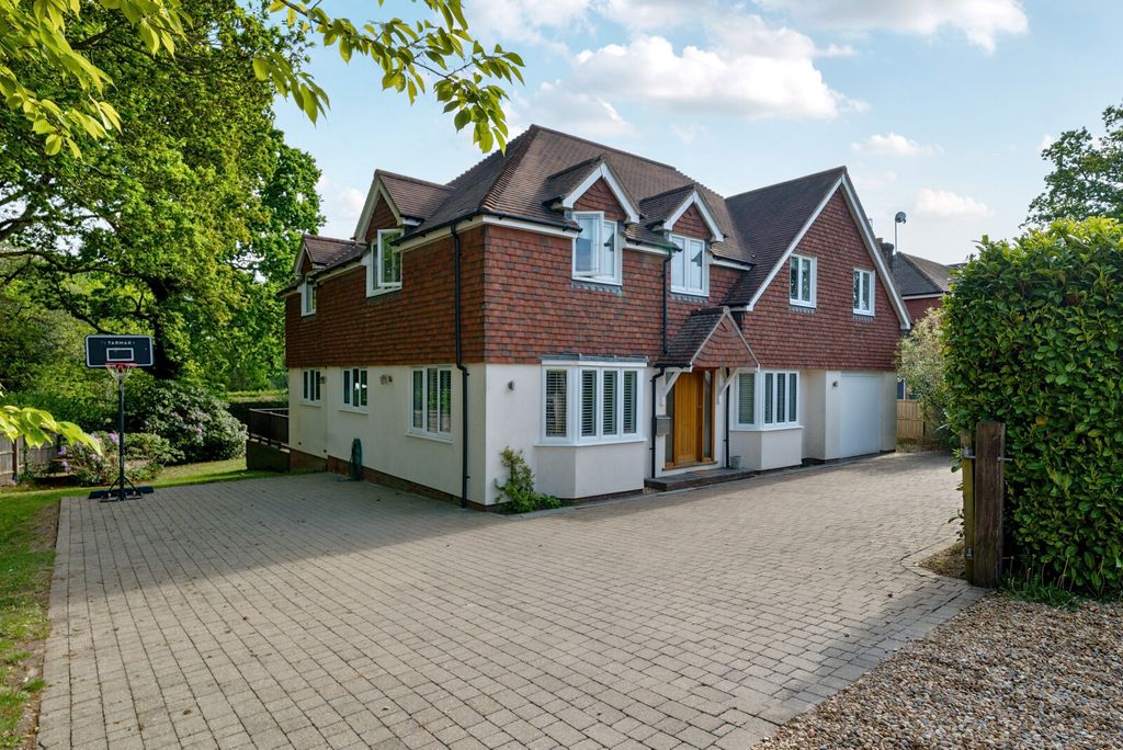 Property photo 1 of 27 1-6814987F26346-1...