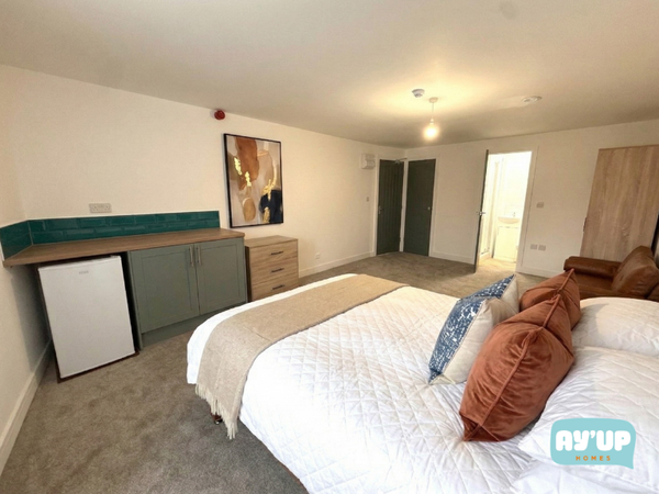 Property photo 3 of 3