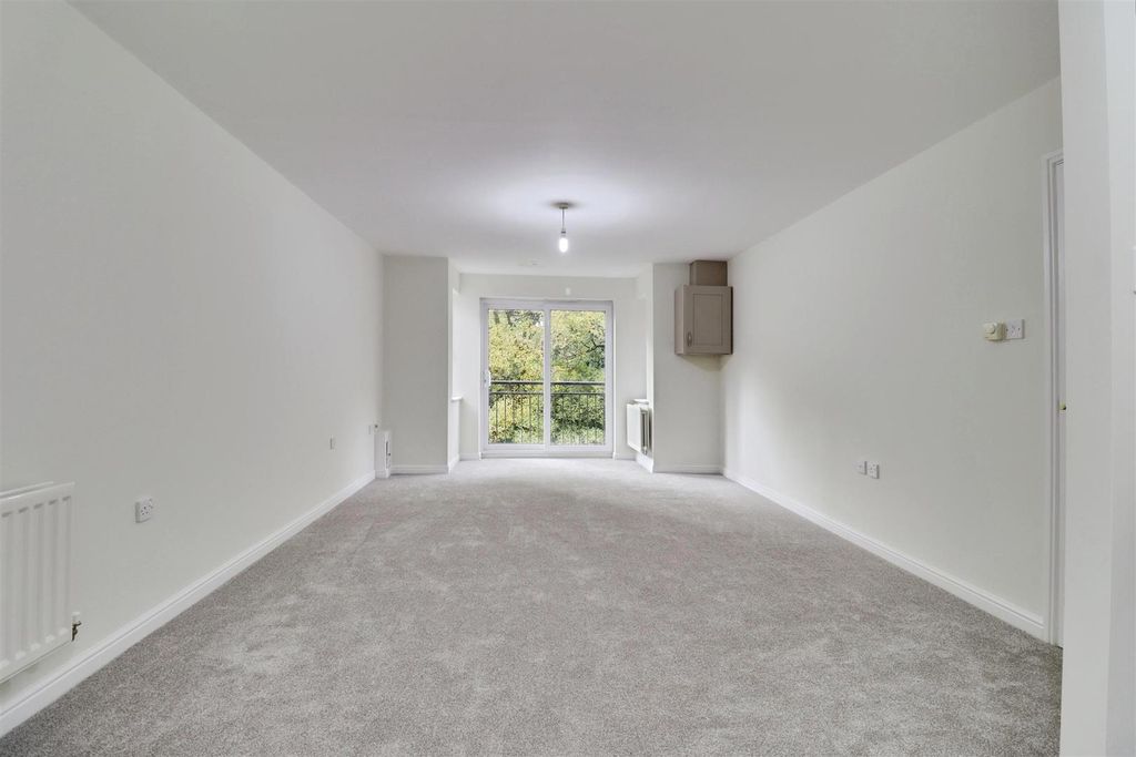 Property photo 3 of 14 User_Edited_Photo-Cbeab0Fa_User-Edited-963A3Ff9-B2