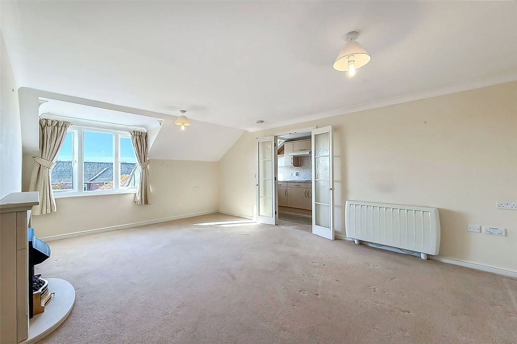 Property photo 2 of 11 Picture No. 08