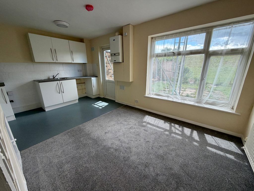 Property photo 3 of 10 Img_0173.Jpg