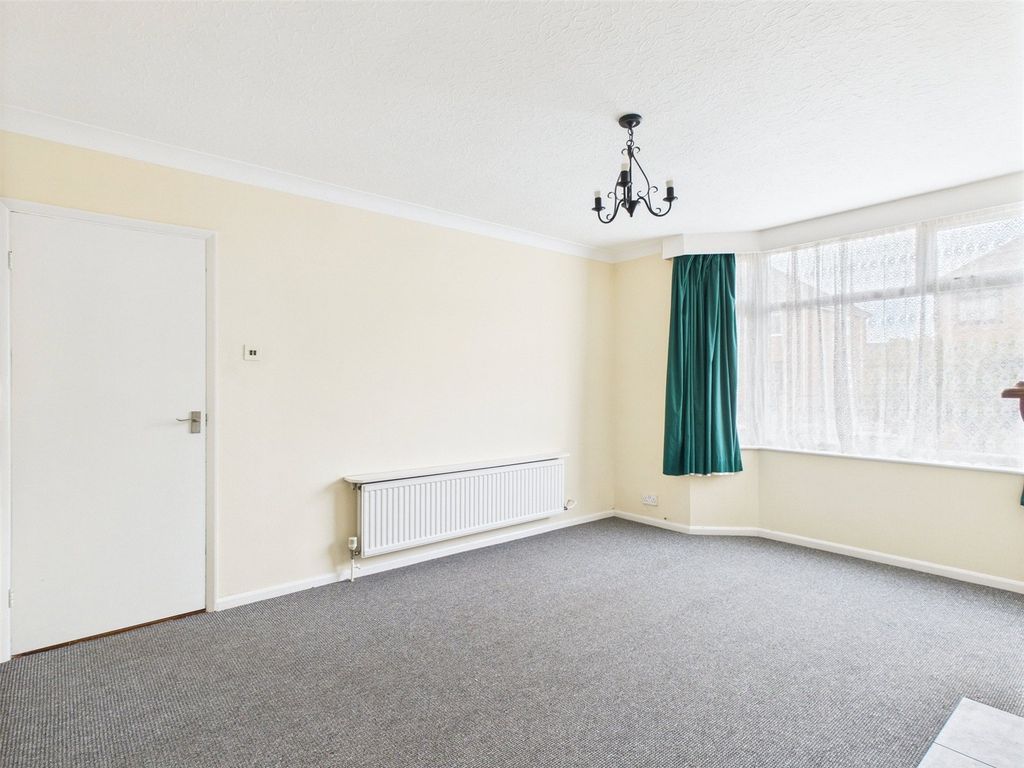 Property photo 3 of 25 Picture No. 35