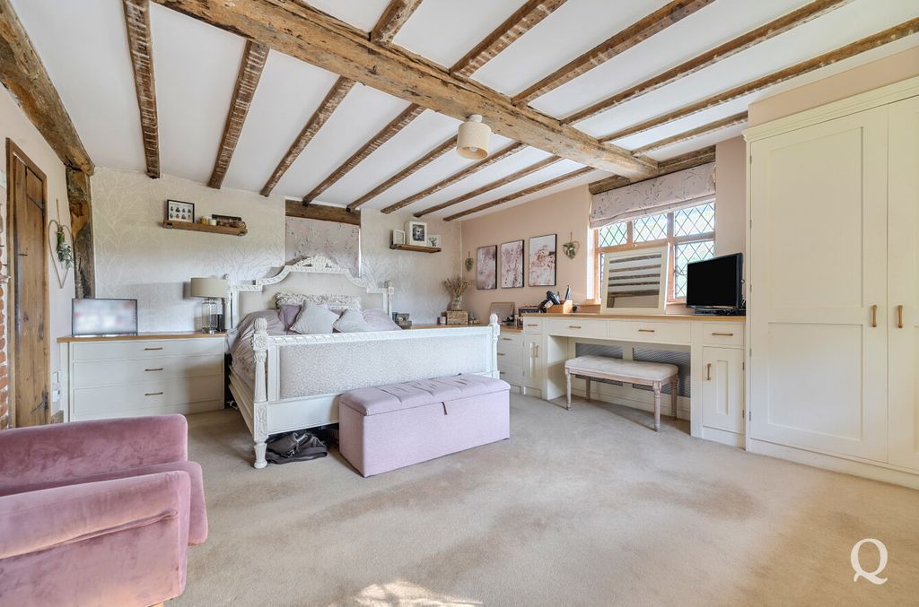 Property photo 3 of 42 E6306364-19E1-4d2...