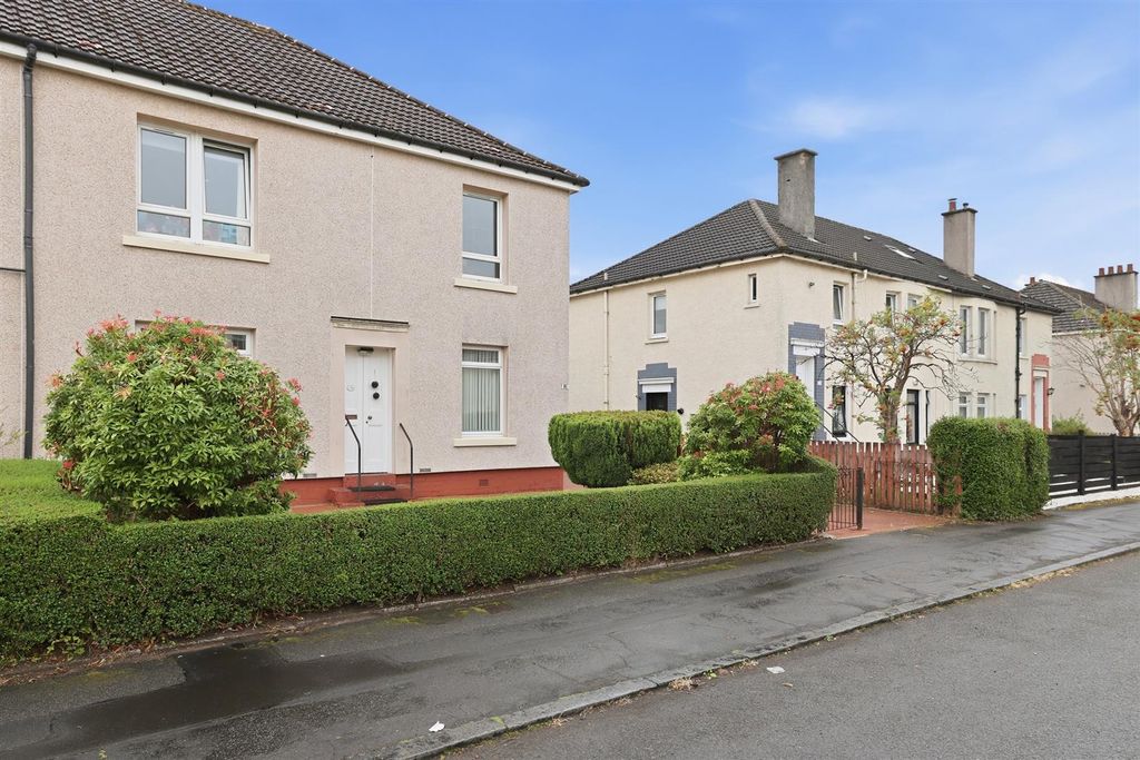 Property photo 3 of 35 3.Jpg