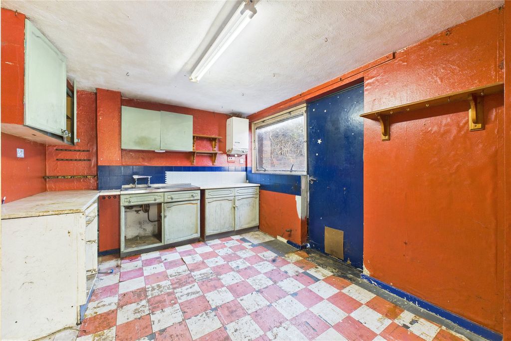 Property photo 3 of 7 Picture No. 02