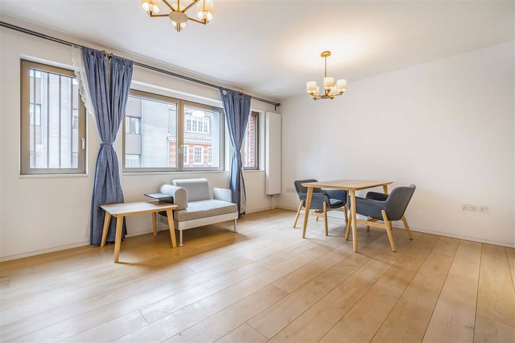 Property photo 2 of 5