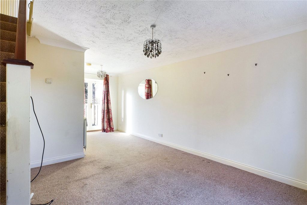 Property photo 2 of 8 Picture No. 04