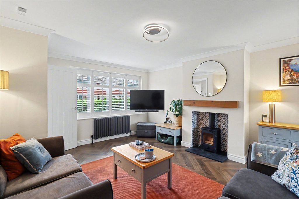 Property photo 3 of 14 Living Room