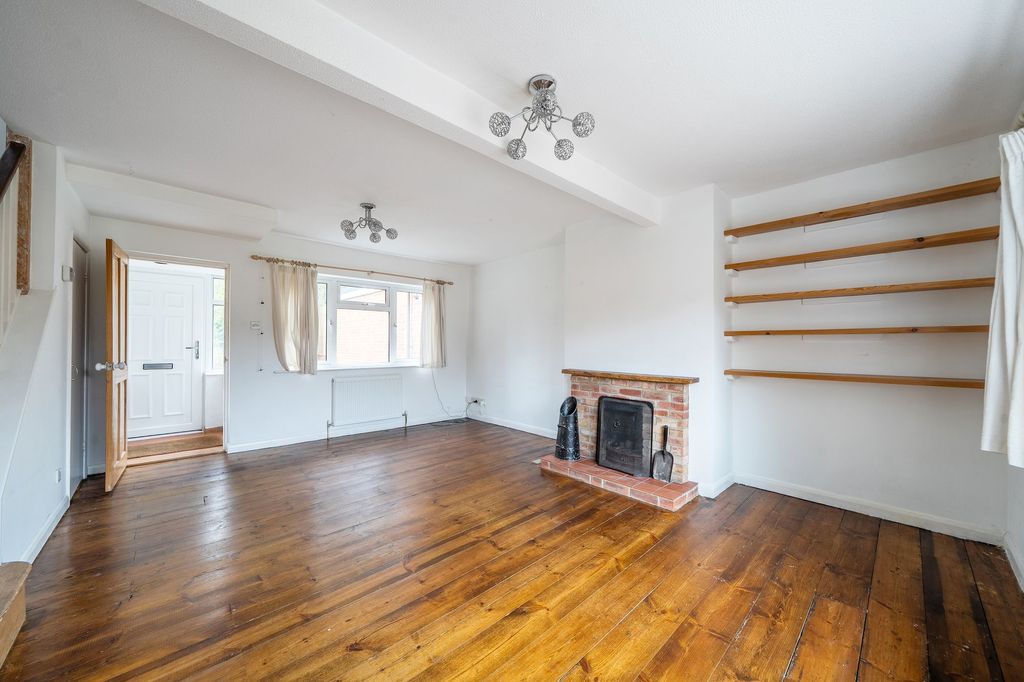 Property photo 2 of 13