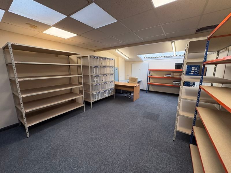 Property photo 3 of 8 Photo 4