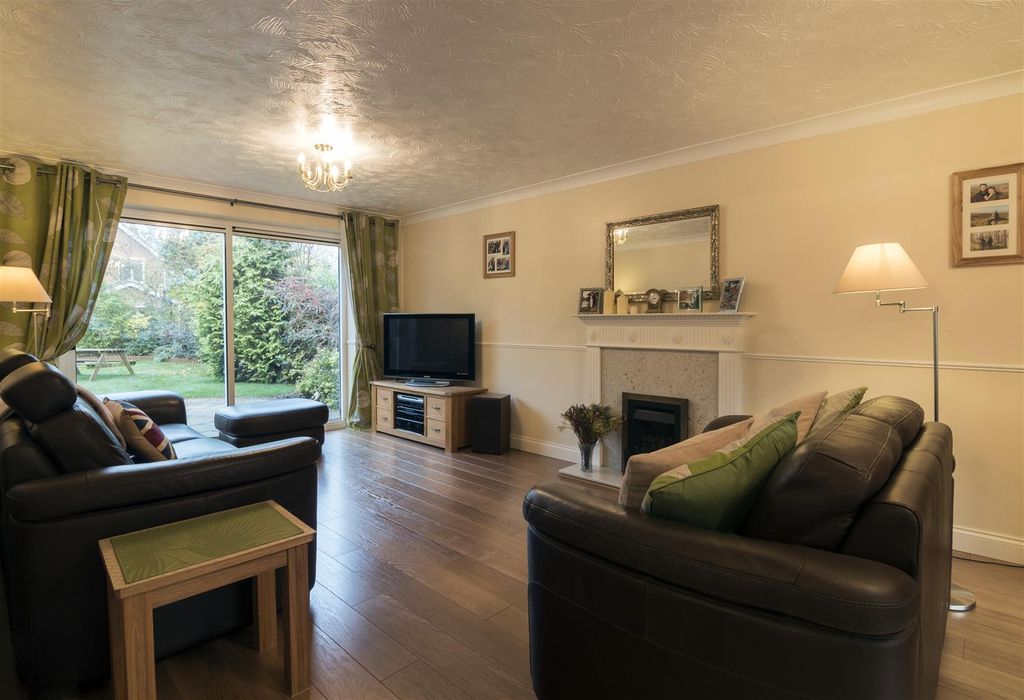 Property photo 2 of 24