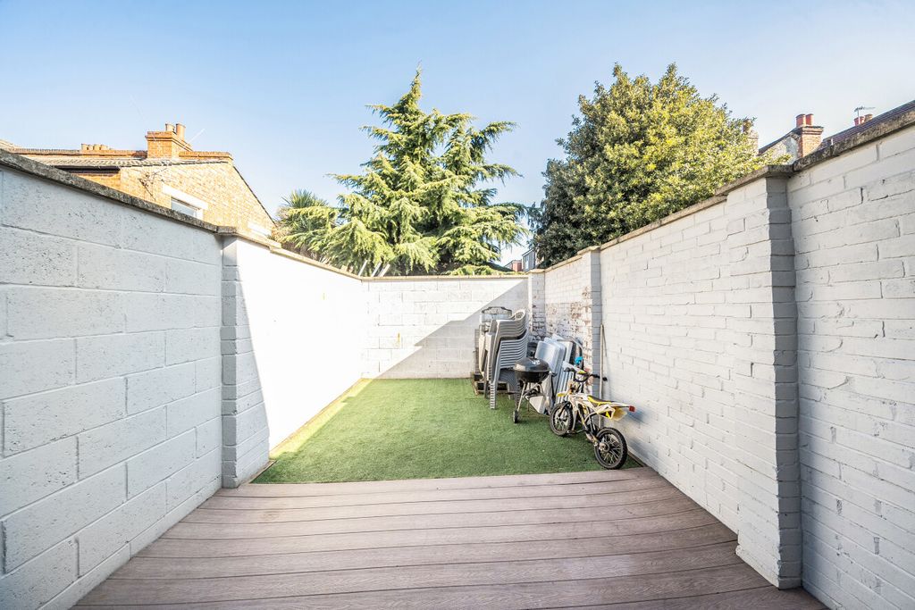 Property photo 3 of 12 1431220-8-69Bbcd9...