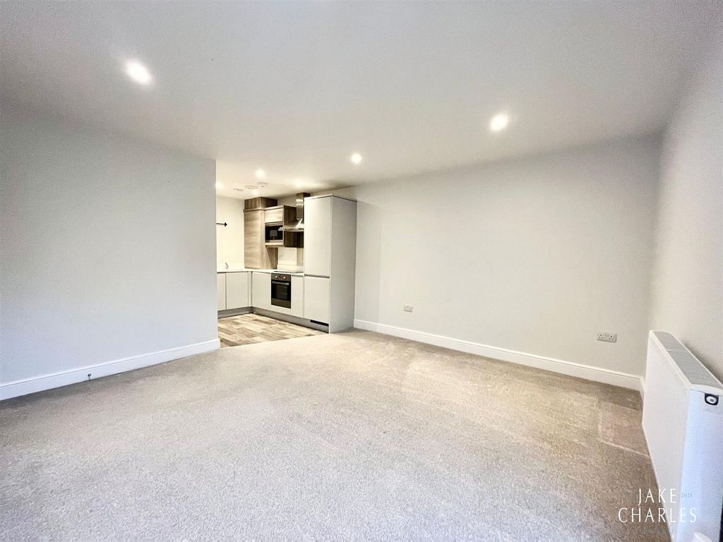 Property photo 1 of 15 7c22Aa58-565A-4884-Ac07-11A390390754.Jpg