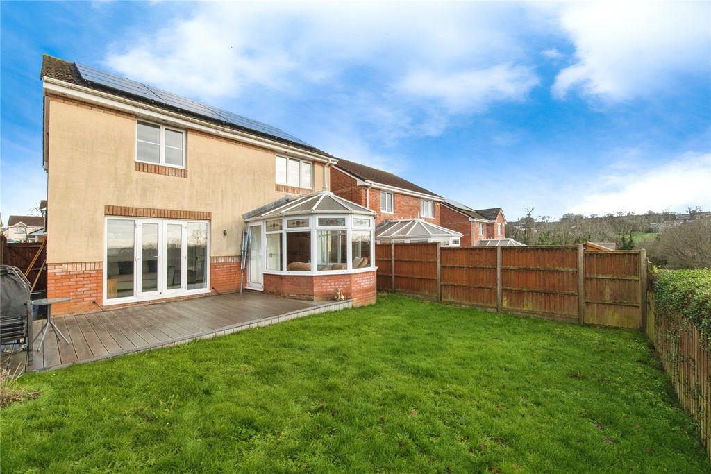 Property photo 3 of 21 Picture No. 09