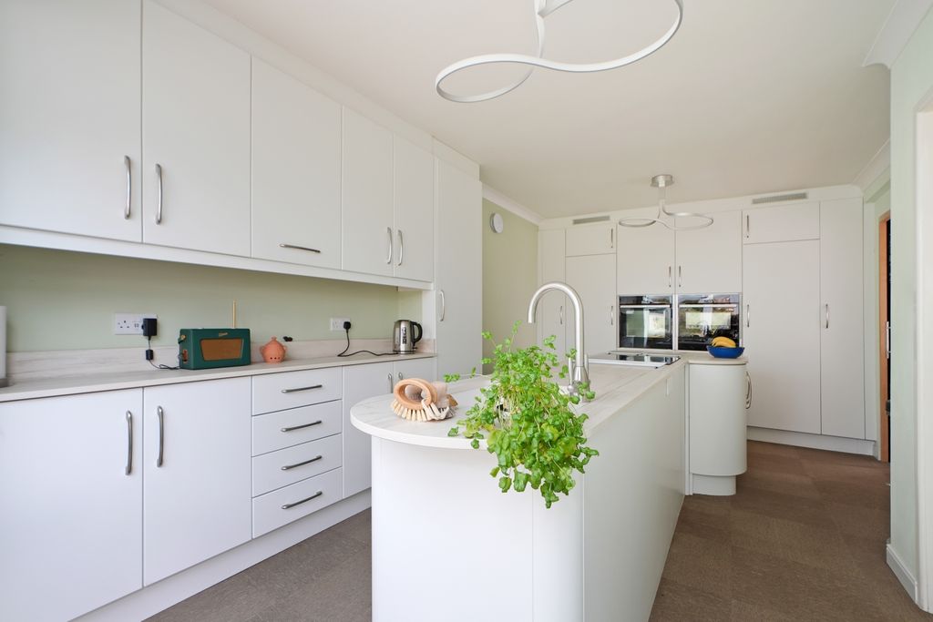 Property photo 2 of 35 Kitchen