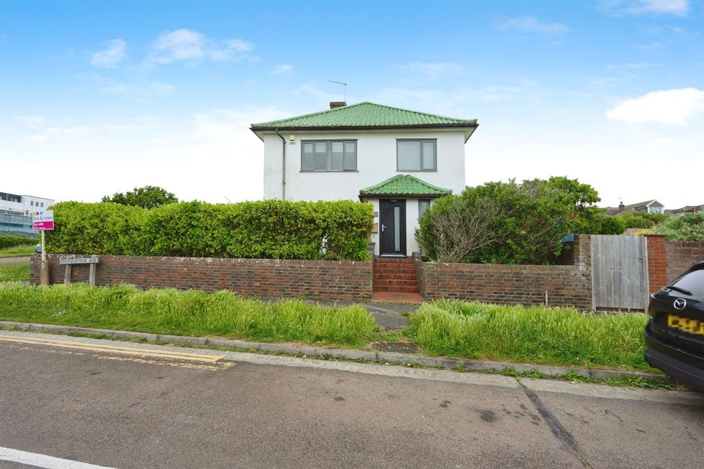 Property photo 1 of 25