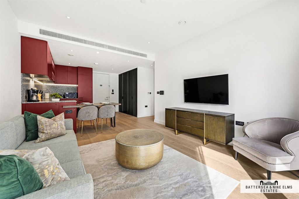 Property photo 3 of 28