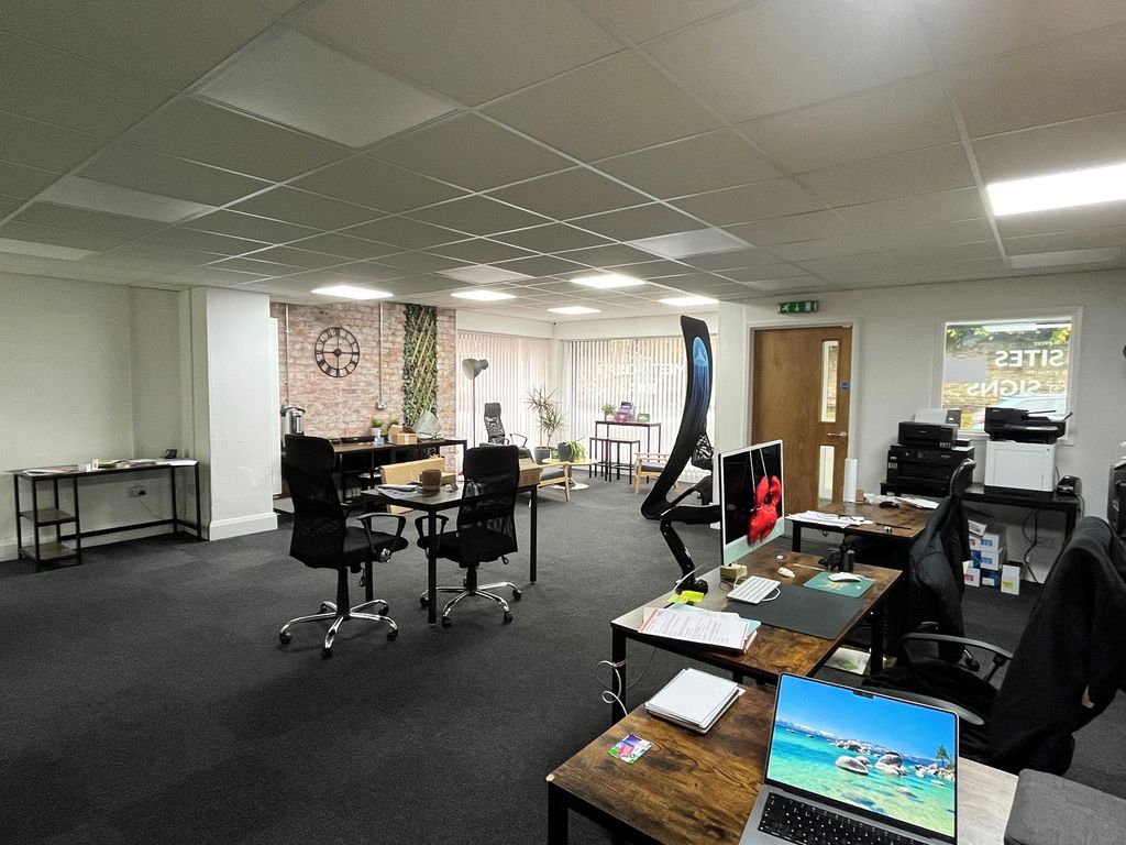 Property photo 3 of 13 Photo 3