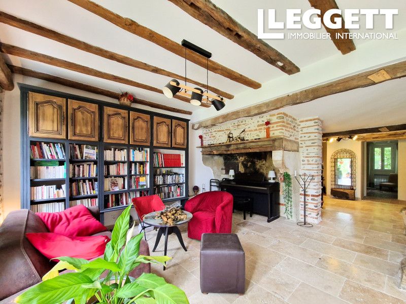 Property photo 3 of 10