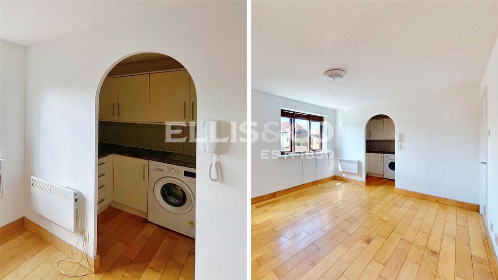 Property photo 3 of 12 Picture No. 05