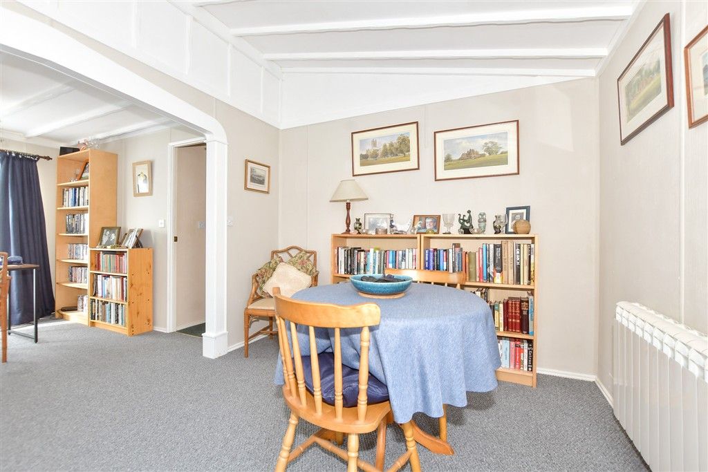 Property photo 2 of 9 Dining Area