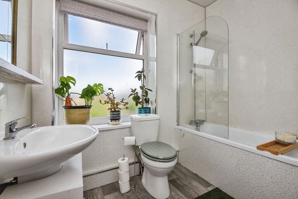 Property photo 3 of 20 Pbox-Img.Jpg