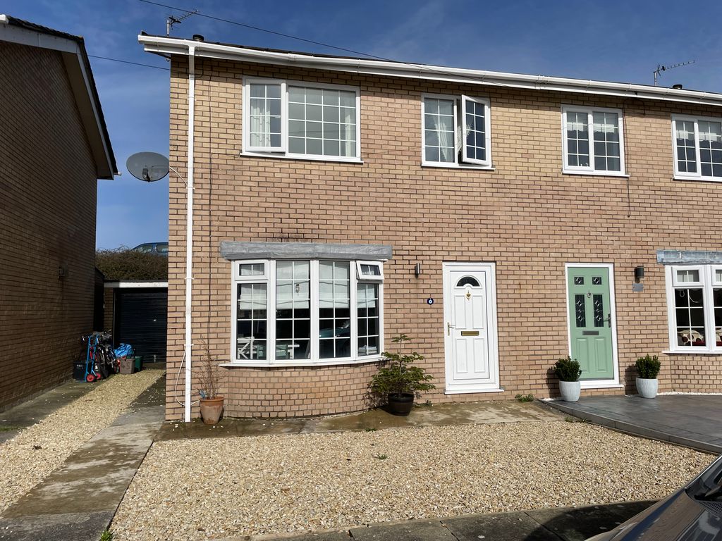 Property photo 1 of 10 Exterior Porthcawl Cf36