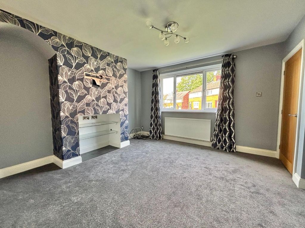Property photo 2 of 15 1B748B92-33B2-41ba-Ad17-529Eaa964Fb5.Jpg