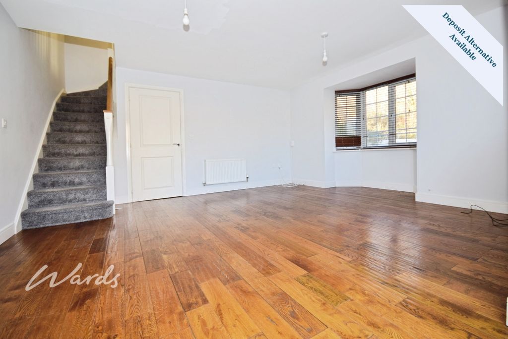 Property photo 3 of 12 Lounge