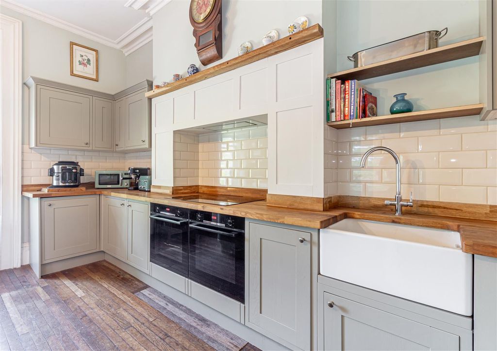Additional image 19 of 9 bed detached house for saleComo Road, Malvern WR14
