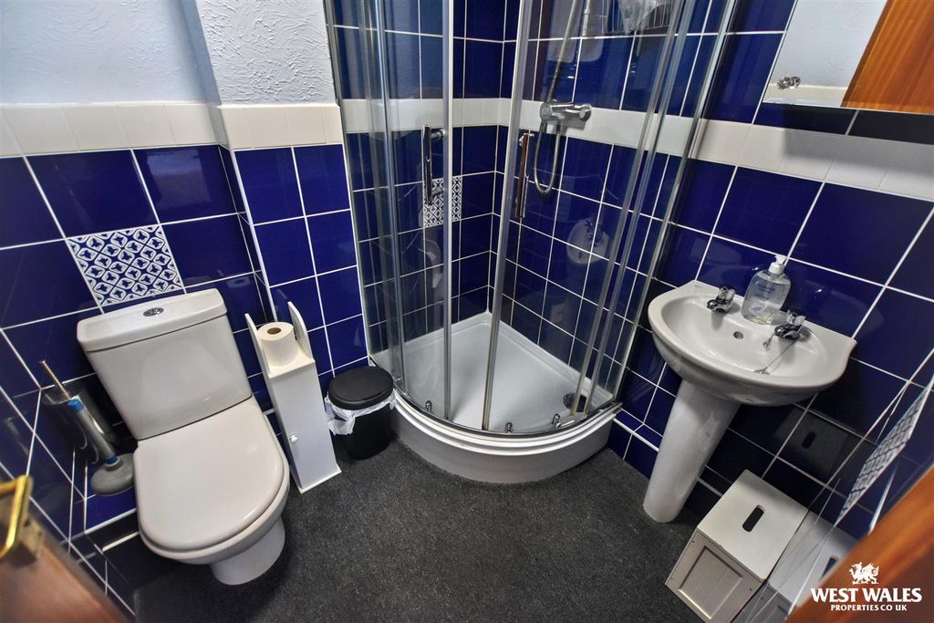 Additional image 15 of 3 bed flat for saleEnfield Road, Broad Haven, Haverfordwest SA62