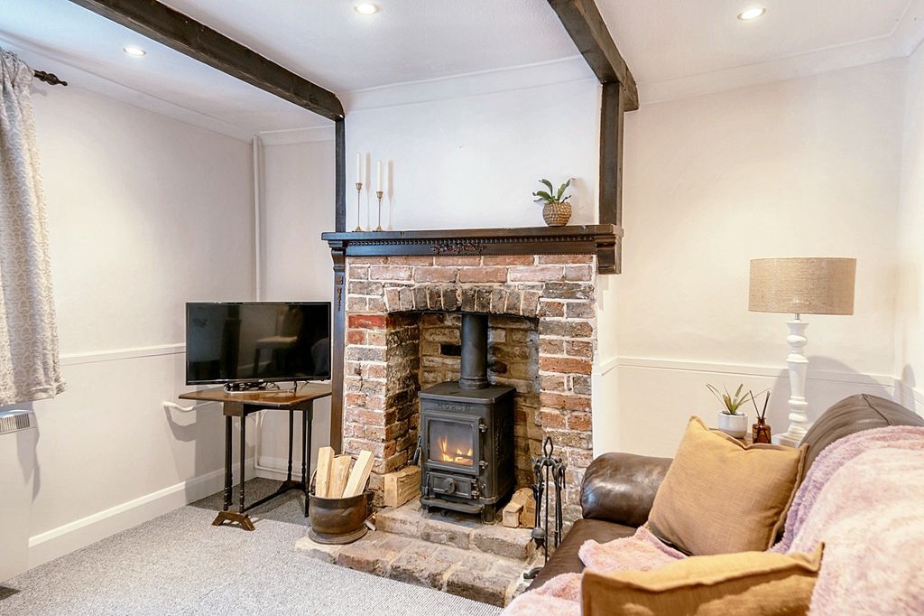 Property photo 3 of 16