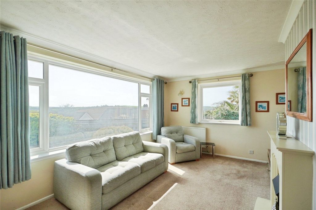 Property photo 3 of 16 Picture No. 15