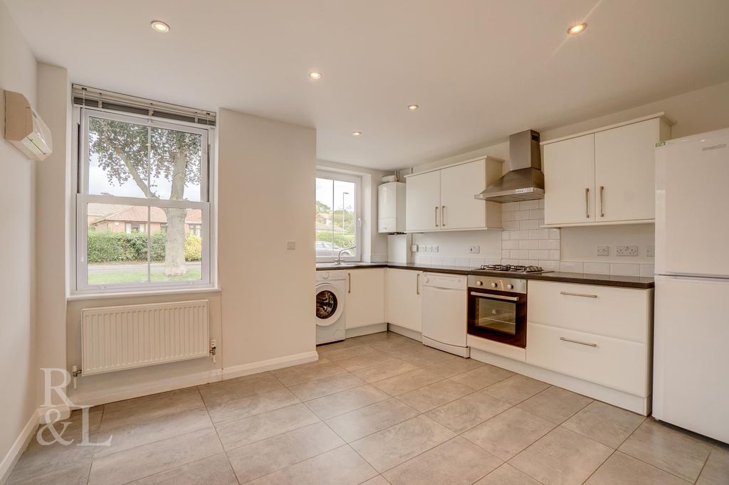 Property photo 3 of 21 B (25).Jpg