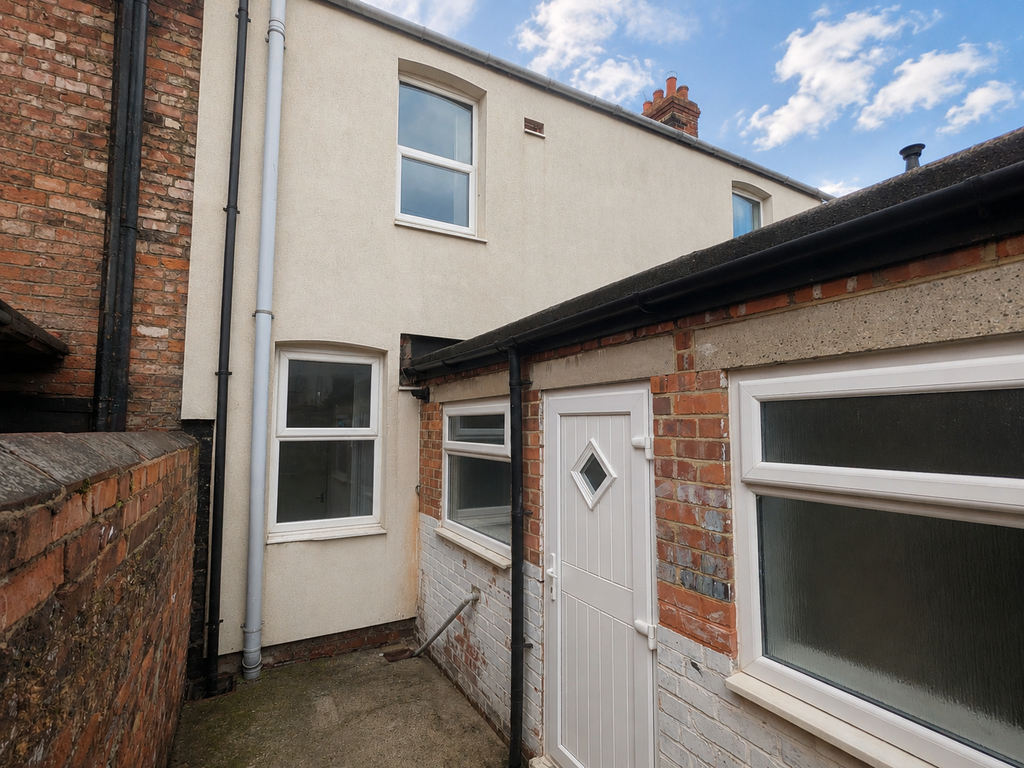 Property photo 2 of 17