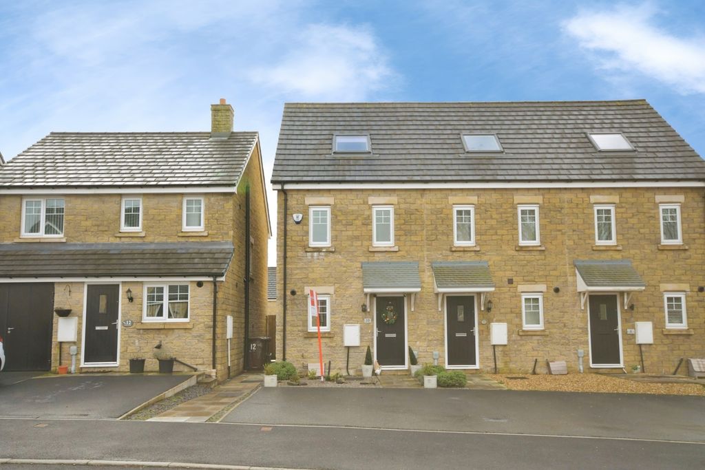 Property photo 1 of 17 Front Elevation