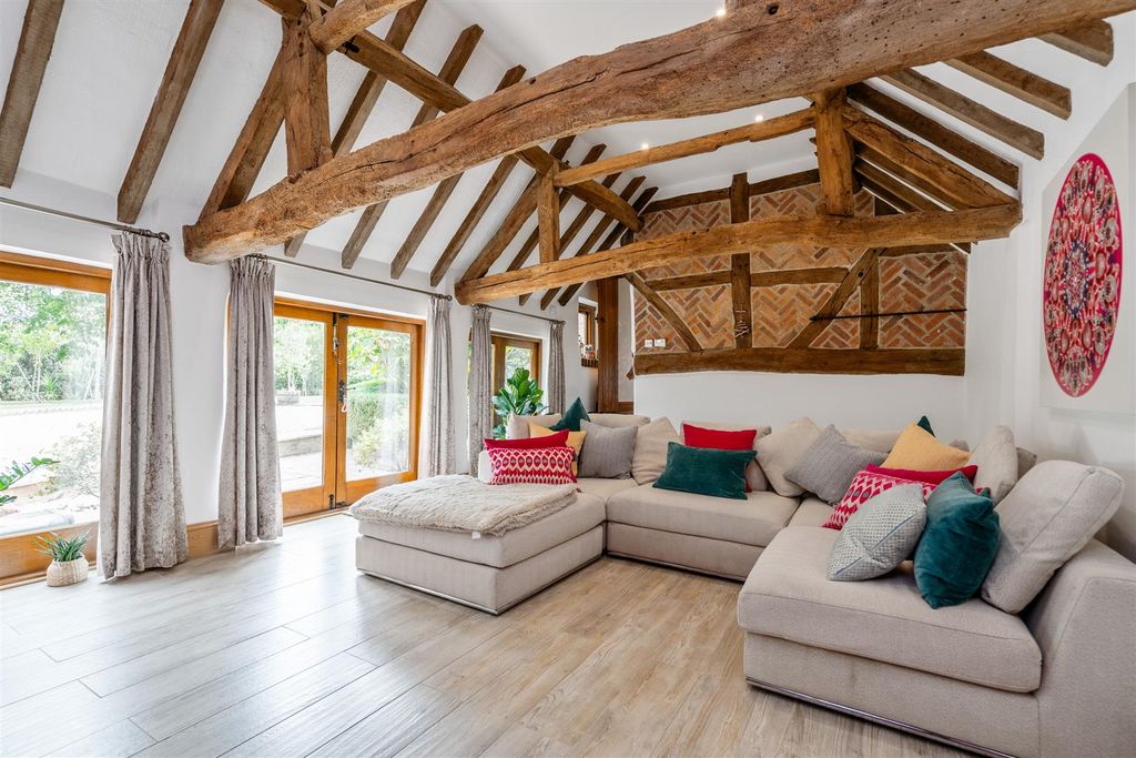 Property photo 2 of 38 Little Cleobury Barn_90.Jpg