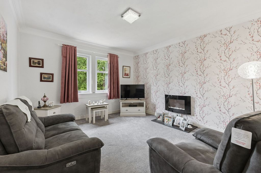 3 bed maisonette for saleTrinity, Luncarty PH1 photo 4