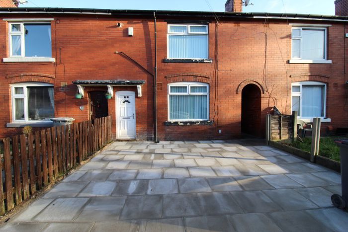 Property photo 1 of 7