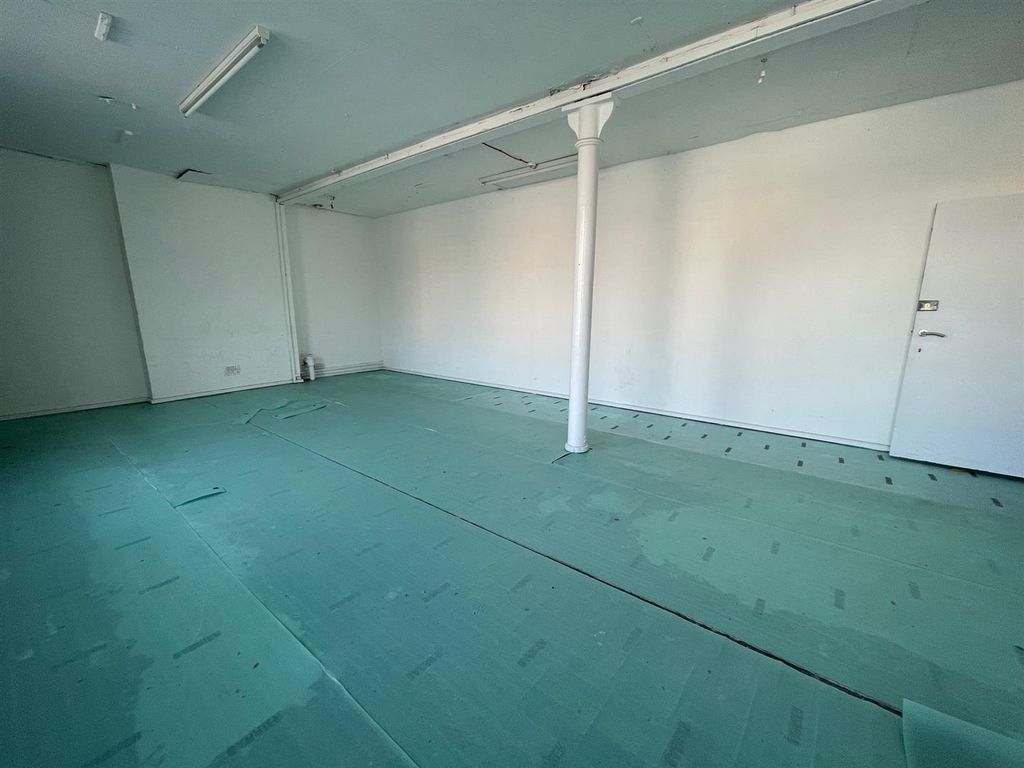 Property photo 3 of 13 1Cdarnleyrd_1Stfloorunits (7).Jpg