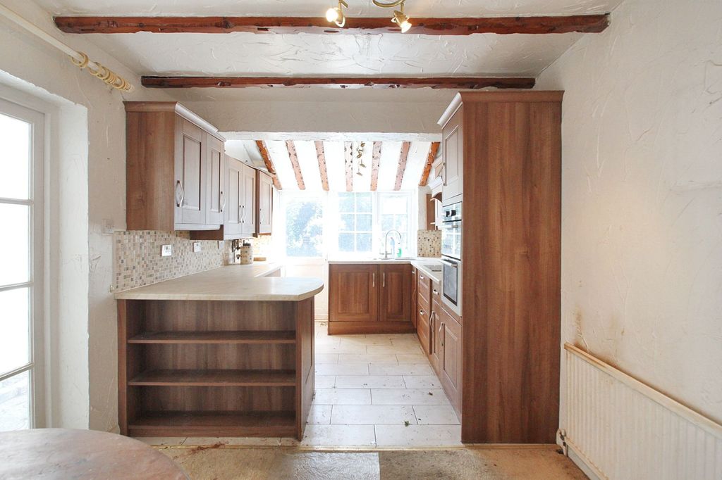 Property photo 3 of 19
