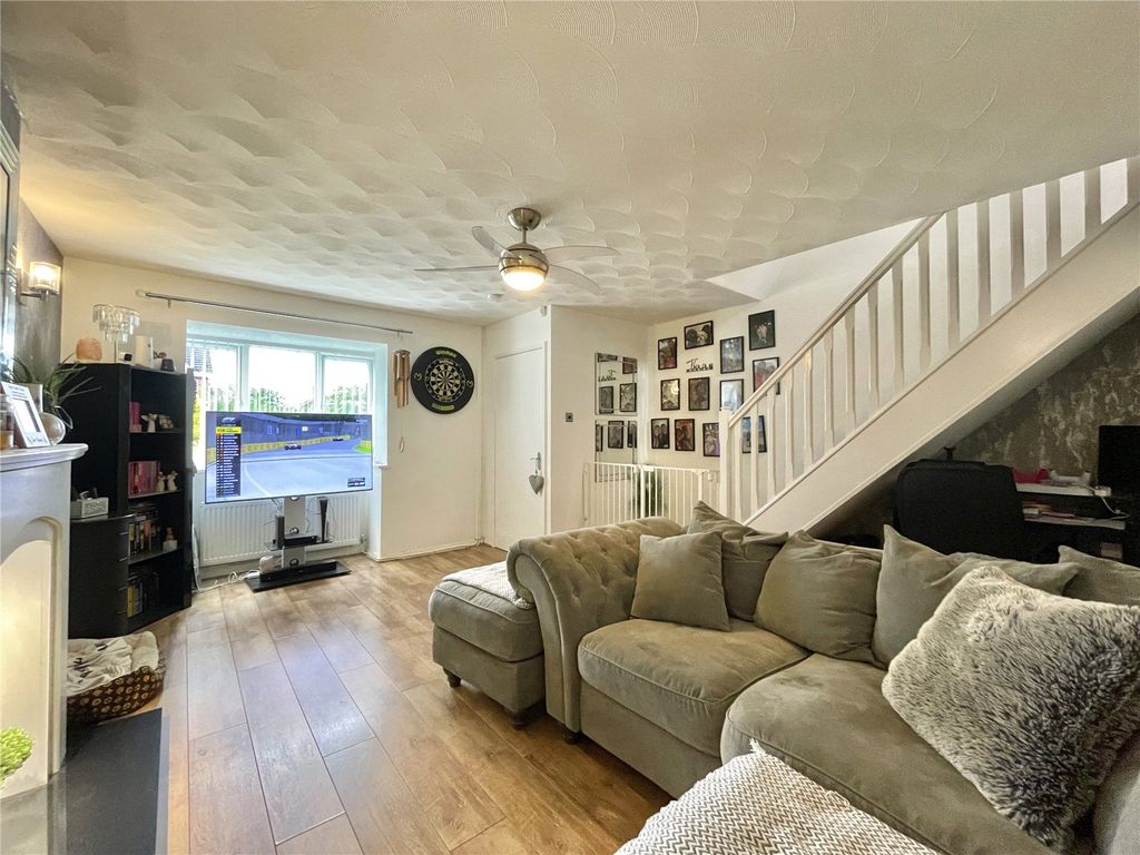 Property photo 2 of 13 Picture No. 12